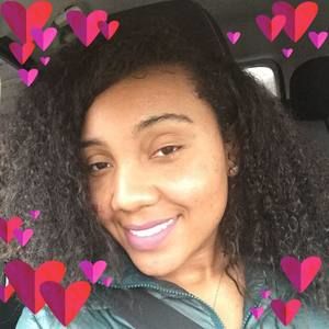 Meet your Posher, Marlori